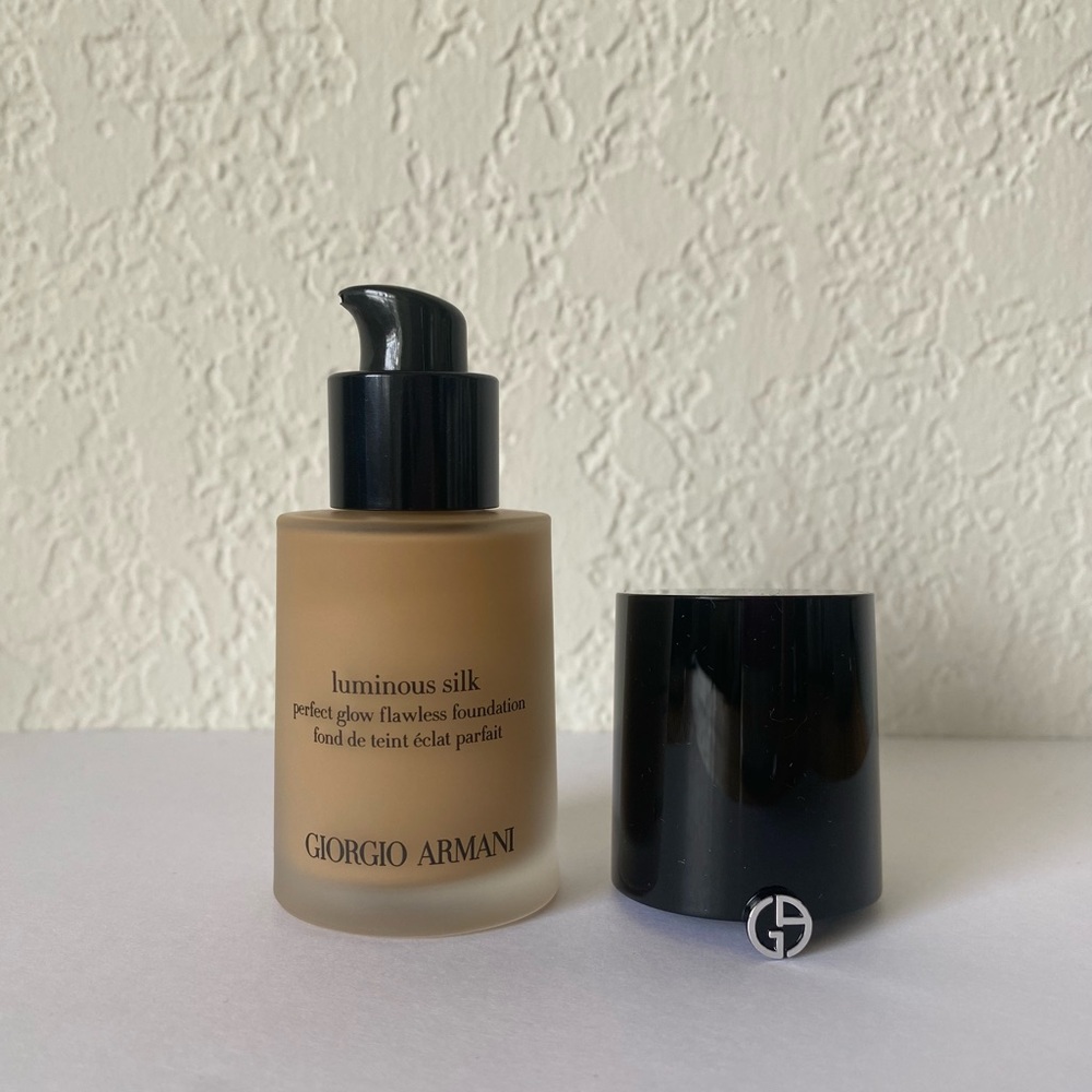 Giorgio Armani Luminous Silk Foundation - Shade 6
